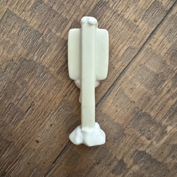 Precious Moments Sugar Town "Bus Stop" Figurine - Picture 2 of 2